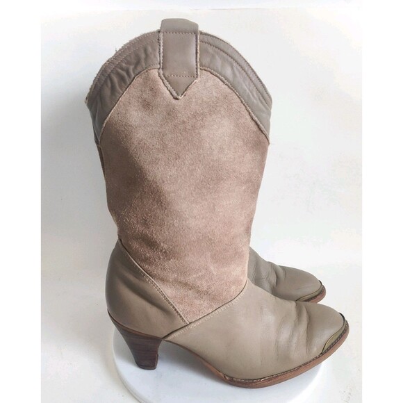 Unbranded Shoes - Vintage Neutral Suede Leather Pull On Boho Ankle Boots Size 6.5 Western Mid-Calf